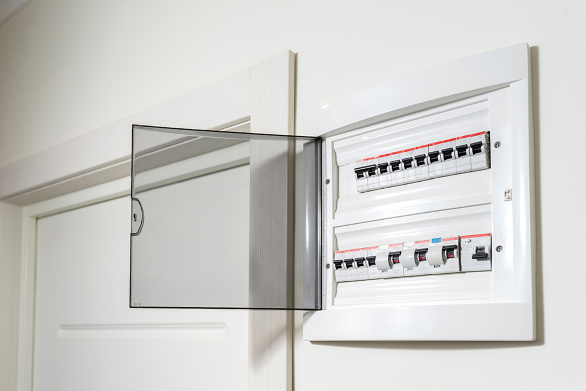 Über­spannungs­schutz bei Skolny Elektrotechnik in Lappersdorf